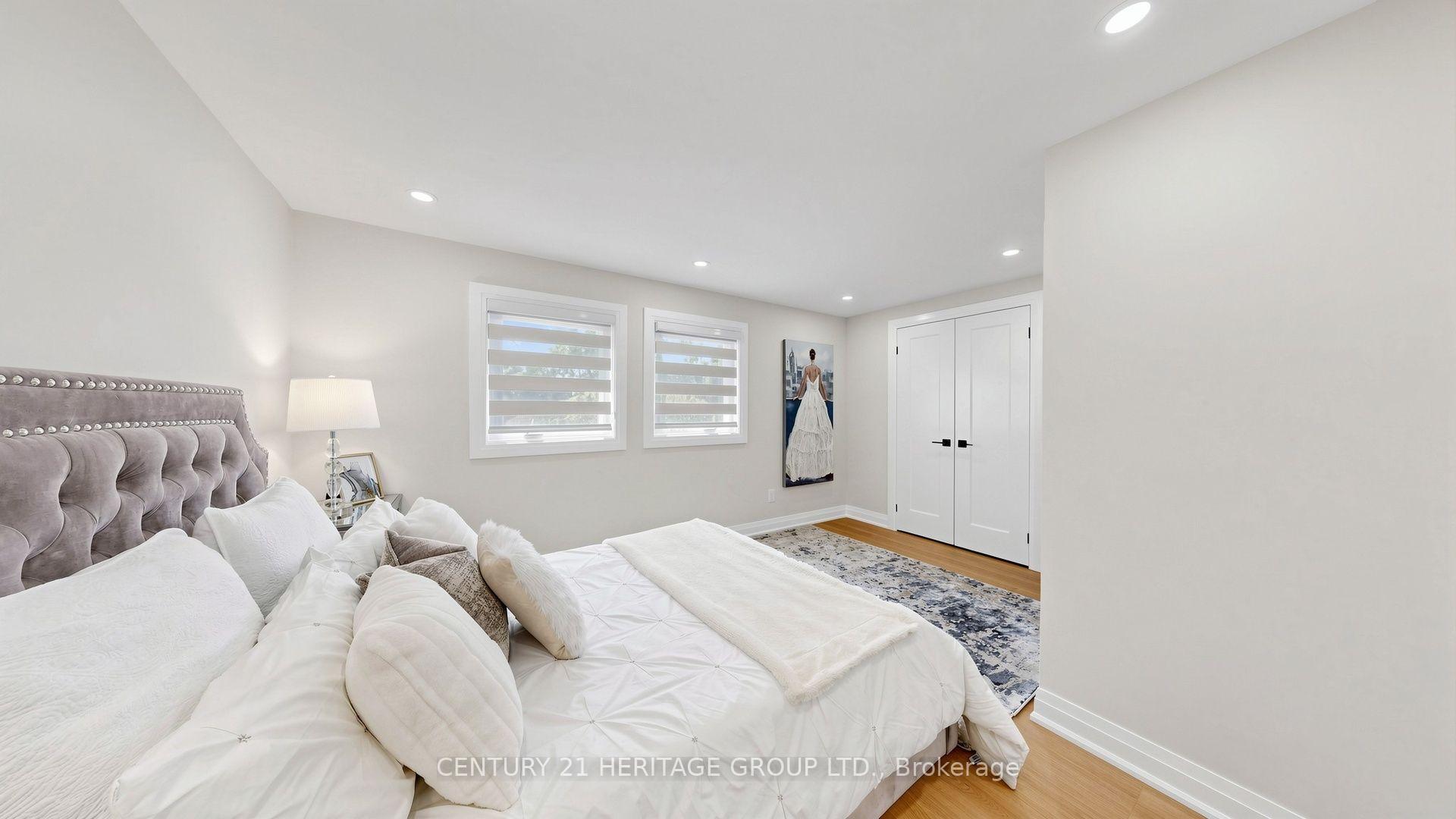 Photo 22 of 52 Lund Street, Richmond Hill, North Richvale — HOMEH