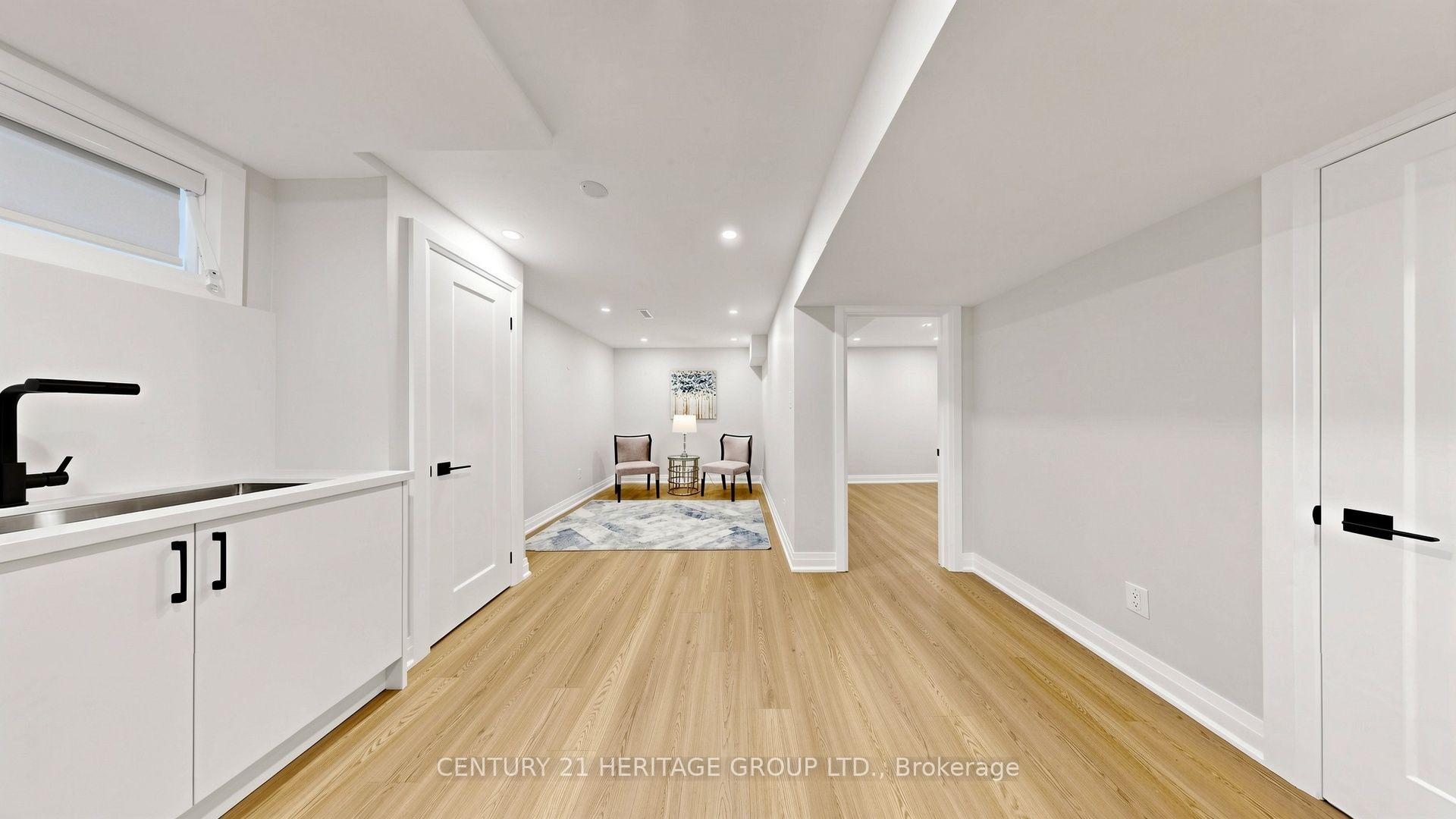 Photo 29 of 52 Lund Street, Richmond Hill, North Richvale — HOMEH