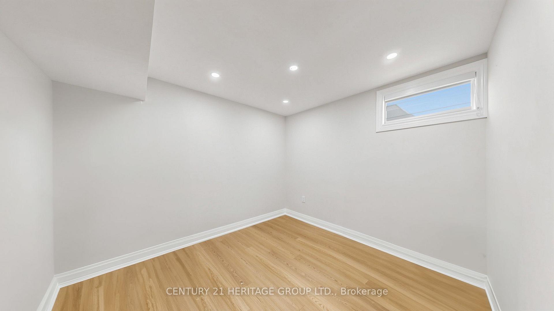 Photo 42 of 52 Lund Street, Richmond Hill, North Richvale — HOMEH