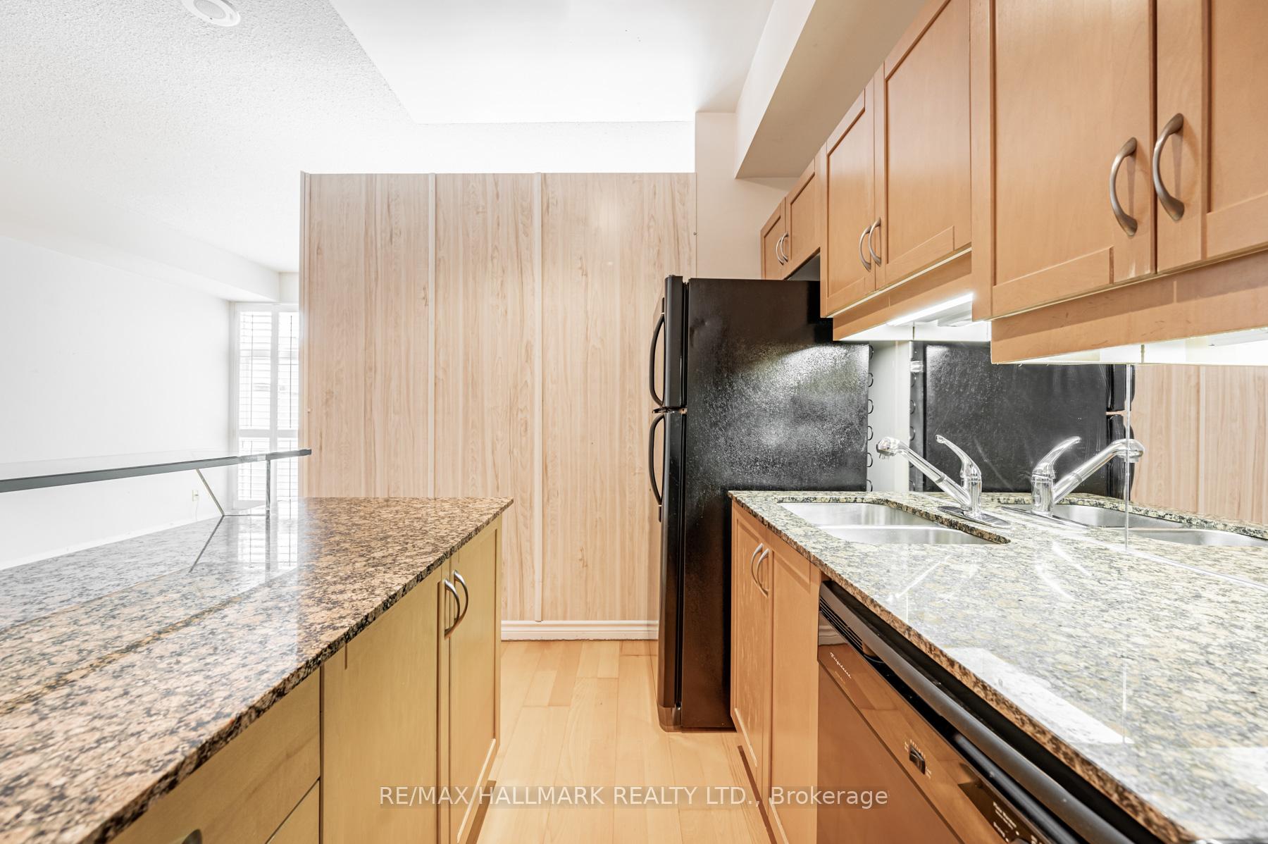 Photo 11 of Unit 701, 220 Victoria Street, Toronto, Church-Yonge Corridor — HOMEH