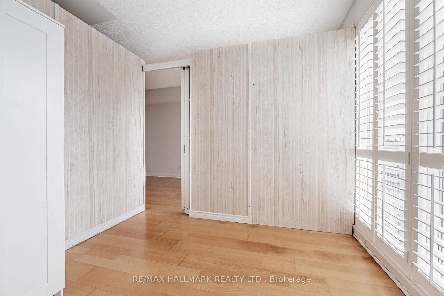 Photo 23 of Unit 701, 220 Victoria Street, Toronto, Church-Yonge Corridor — HOMEH