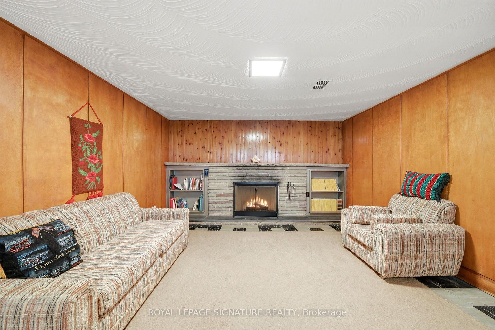 Photo 20 of 40 Kirk Bradden Road E, Etobicoke, Stonegate-Queensway — HOMEH