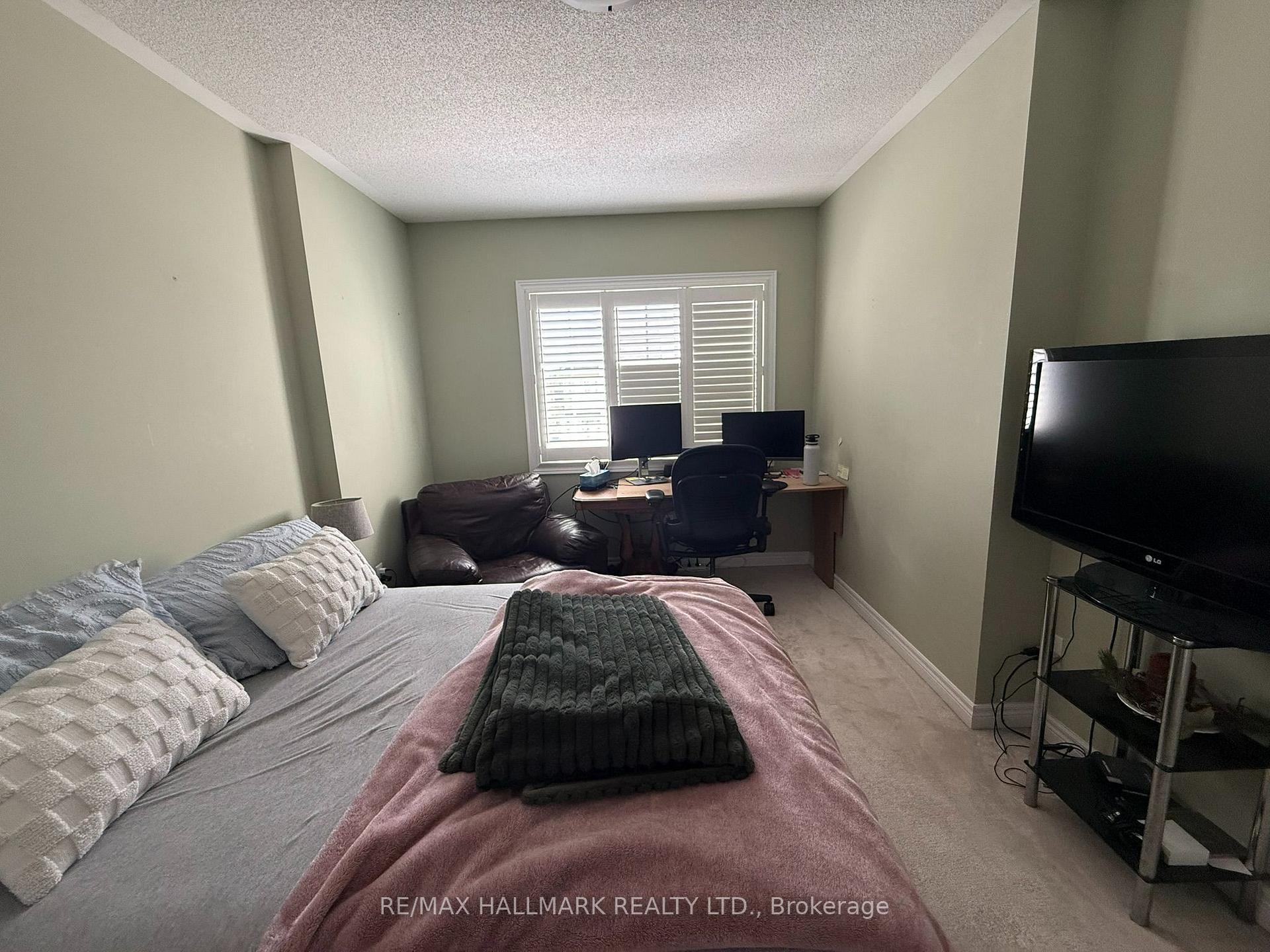 Photo 18 of 15 Arnold Johnston Street, Clarington, Courtice — HOMEH