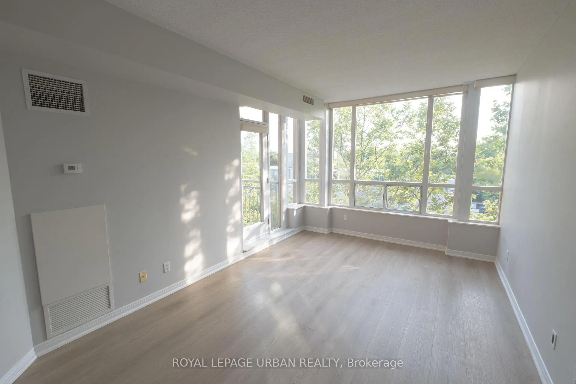 Photo 4 of Unit 410, 481 Rosewell Avenue, Toronto, Lawrence Park South — HOMEH