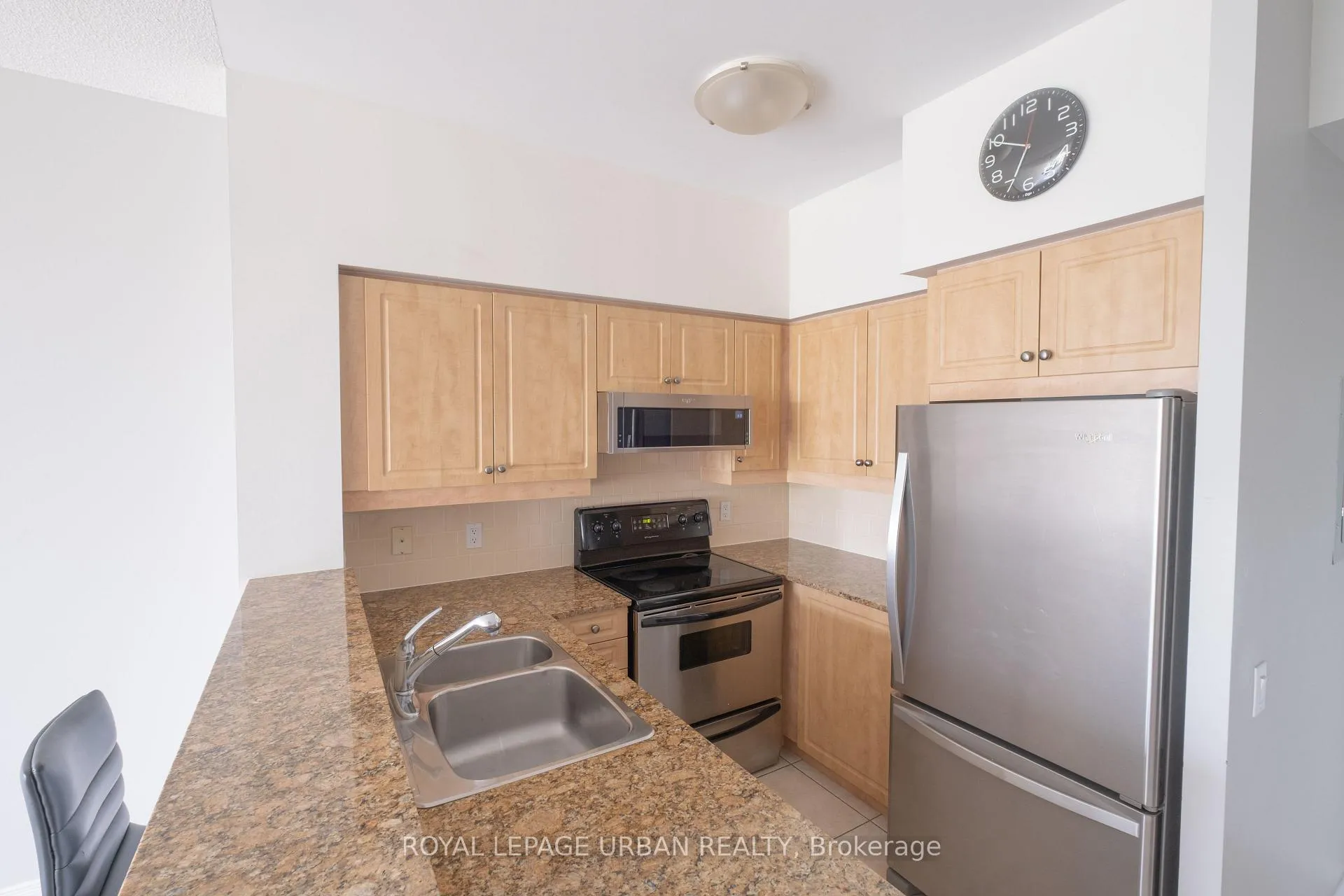 Photo 9 of Unit 410, 481 Rosewell Avenue, Toronto, Lawrence Park South — HOMEH