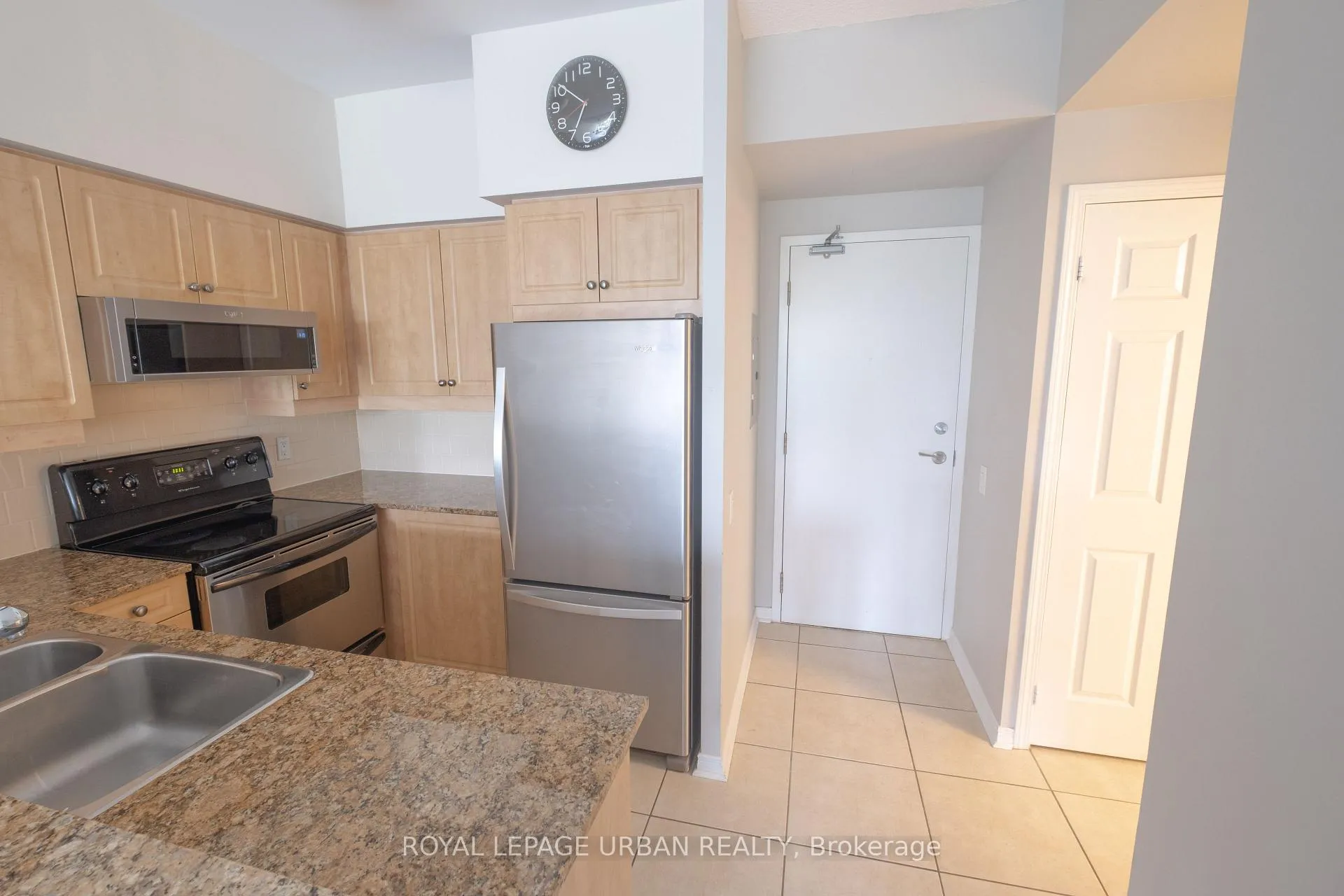 Photo 11 of Unit 410, 481 Rosewell Avenue, Toronto, Lawrence Park South — HOMEH