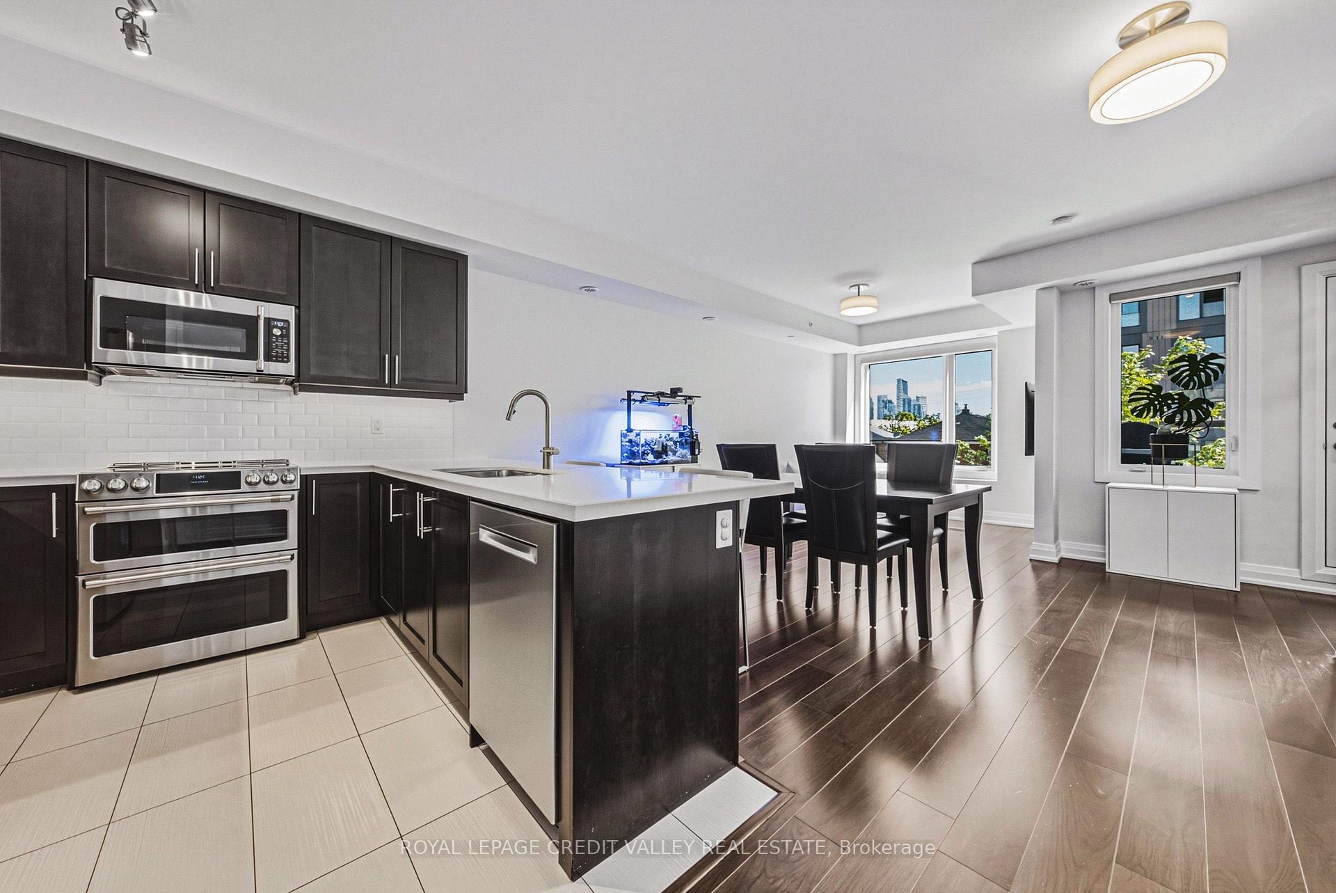 Photo 4 of Unit 505, 10 Drummond Street, Etobicoke, Mimico — HOMEH