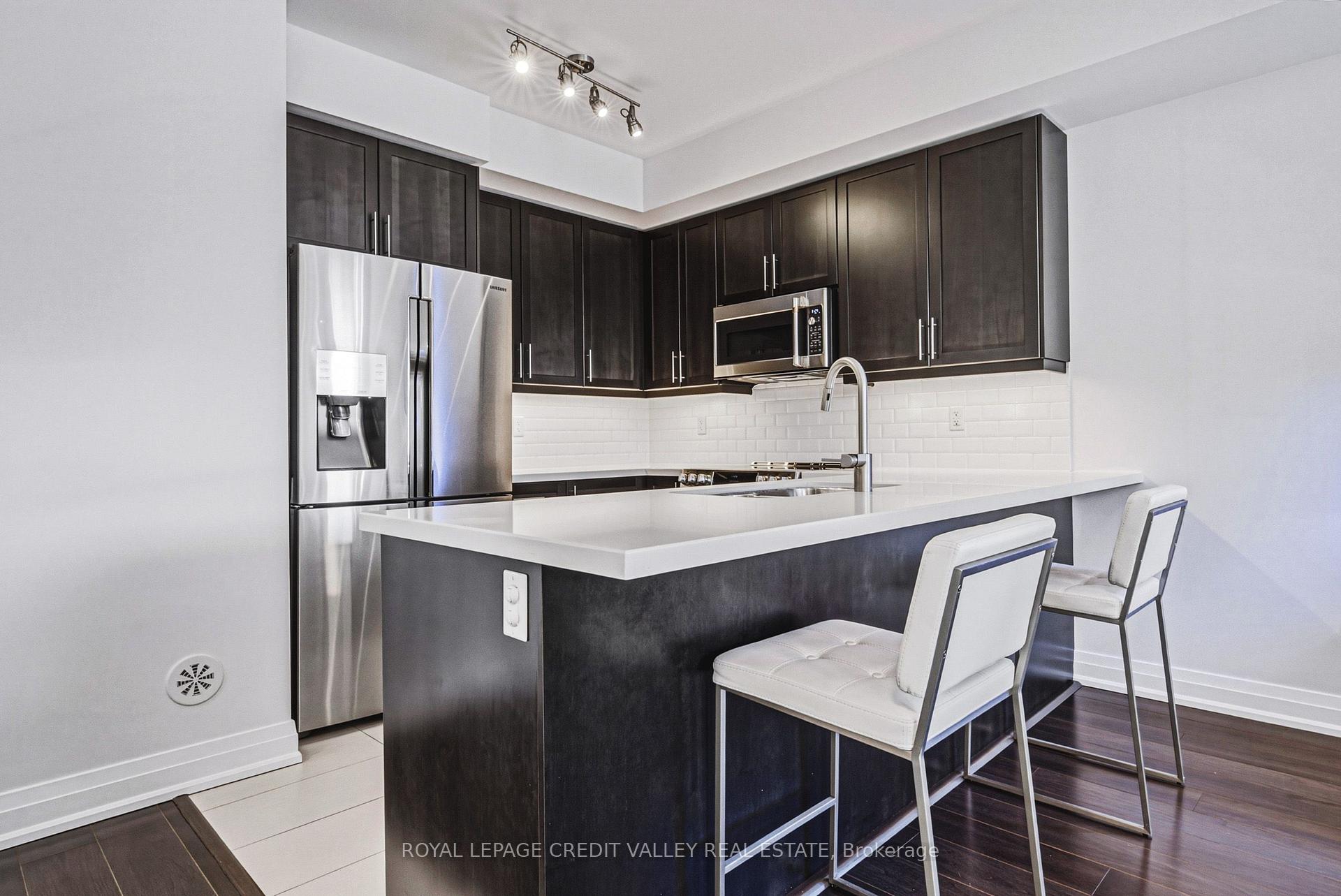 Photo 5 of Unit 505, 10 Drummond Street, Etobicoke, Mimico — HOMEH