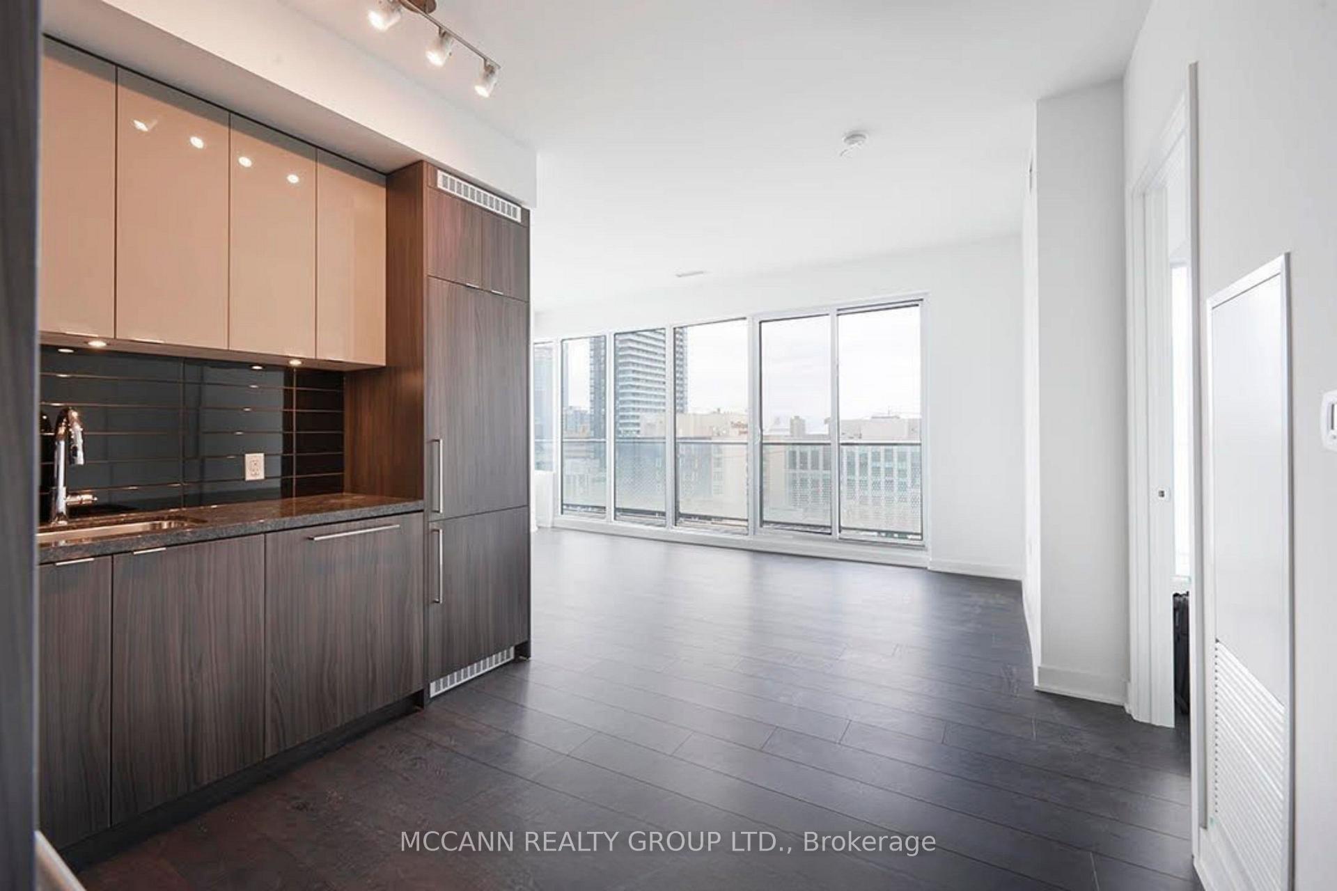 Photo 7 of Unit 2302, 115 Blue Jays Way, Toronto, Waterfront Communities — HOMEH