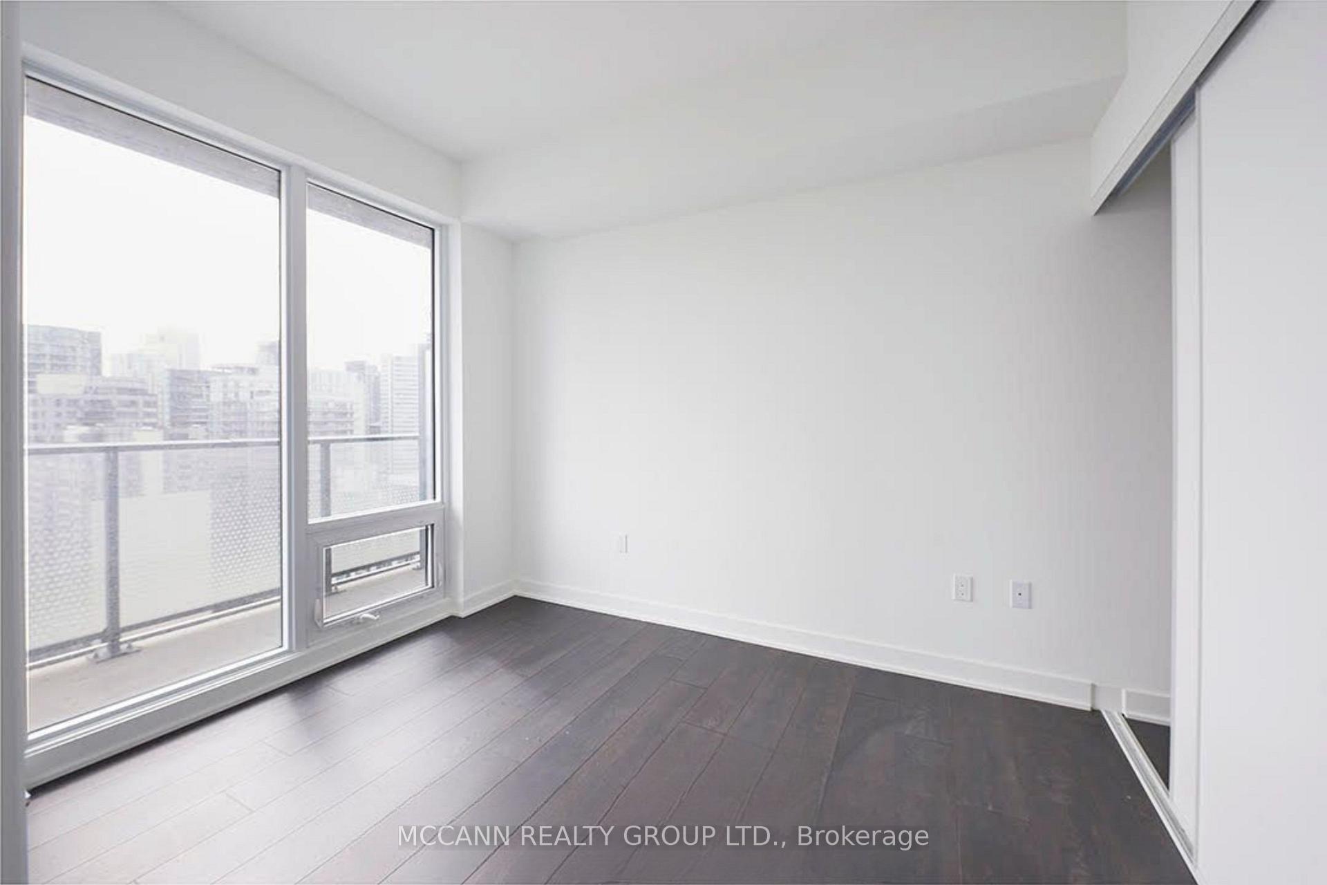 Photo 8 of Unit 2302, 115 Blue Jays Way, Toronto, Waterfront Communities — HOMEH