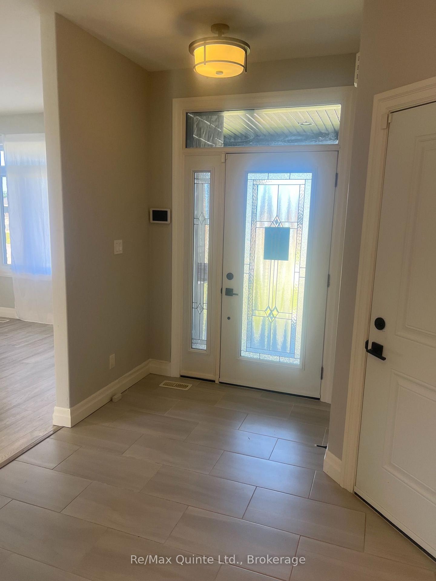 Photo 2 of 29 Gavin Crescent, Quinte West, Murray Ward — HOMEH