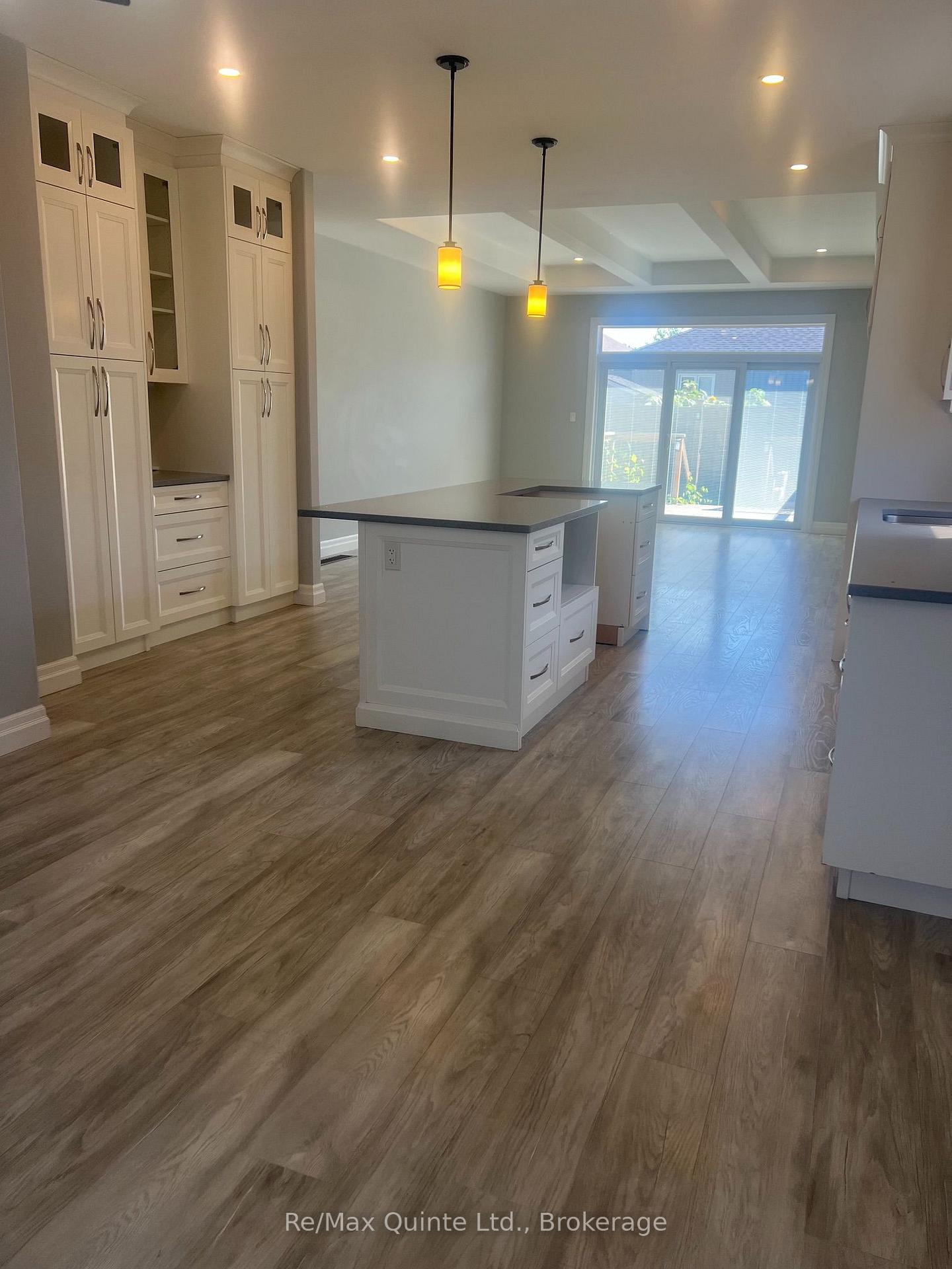Photo 5 of 29 Gavin Crescent, Quinte West, Murray Ward — HOMEH