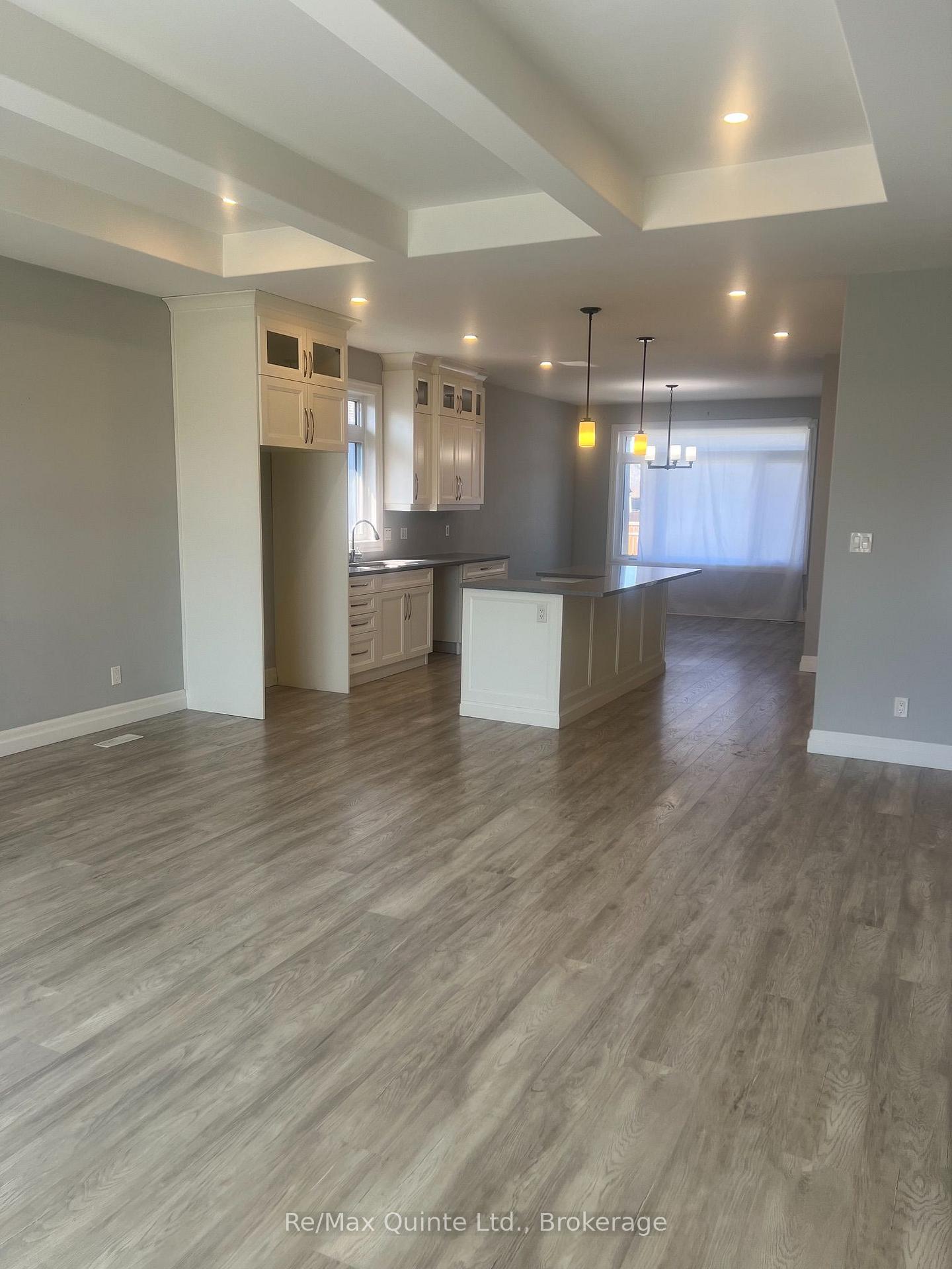 Photo 9 of 29 Gavin Crescent, Quinte West, Murray Ward — HOMEH