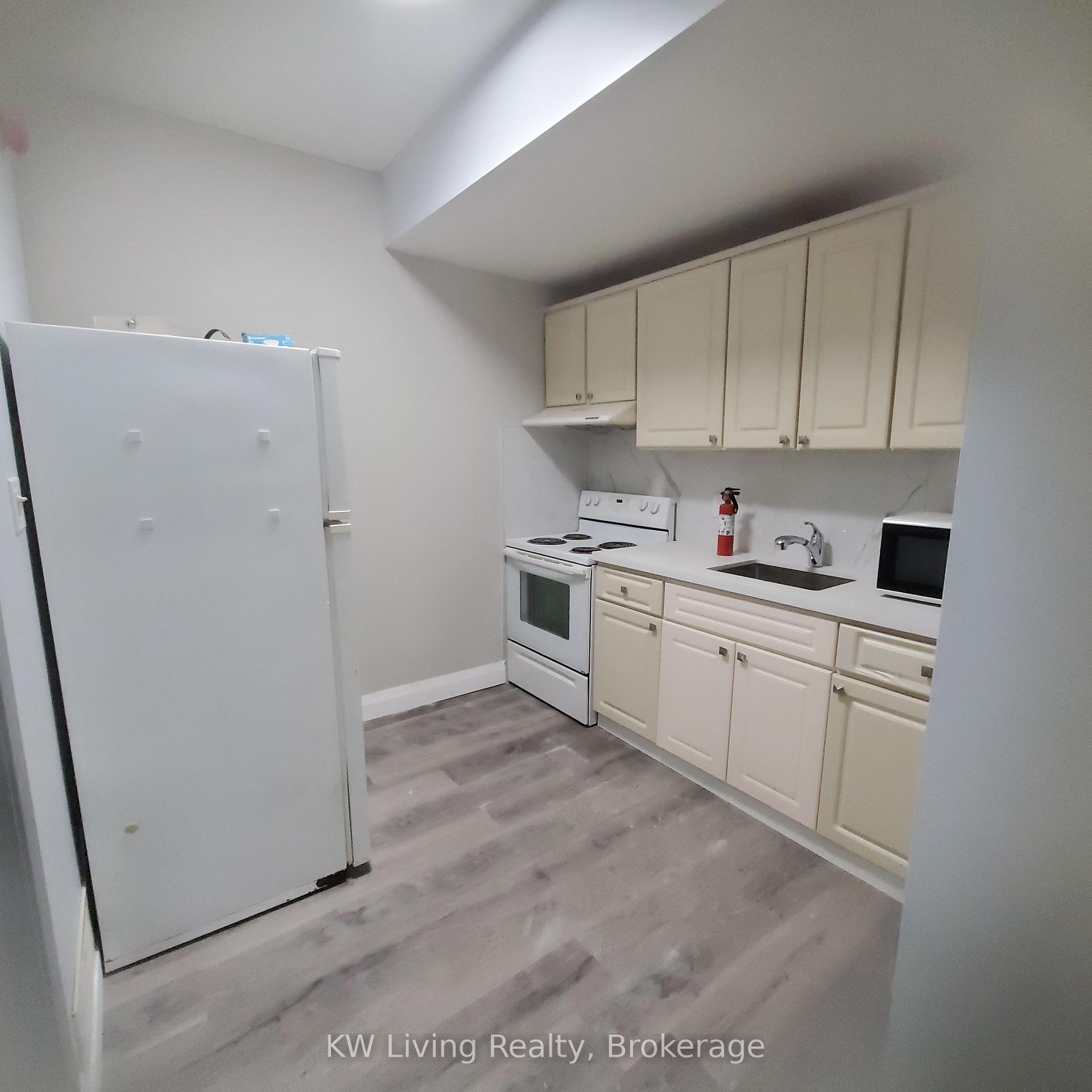 Photo 4 of Unit A2, 377 Dundas Street W, Toronto, Kensington-Chinatown — HOMEH