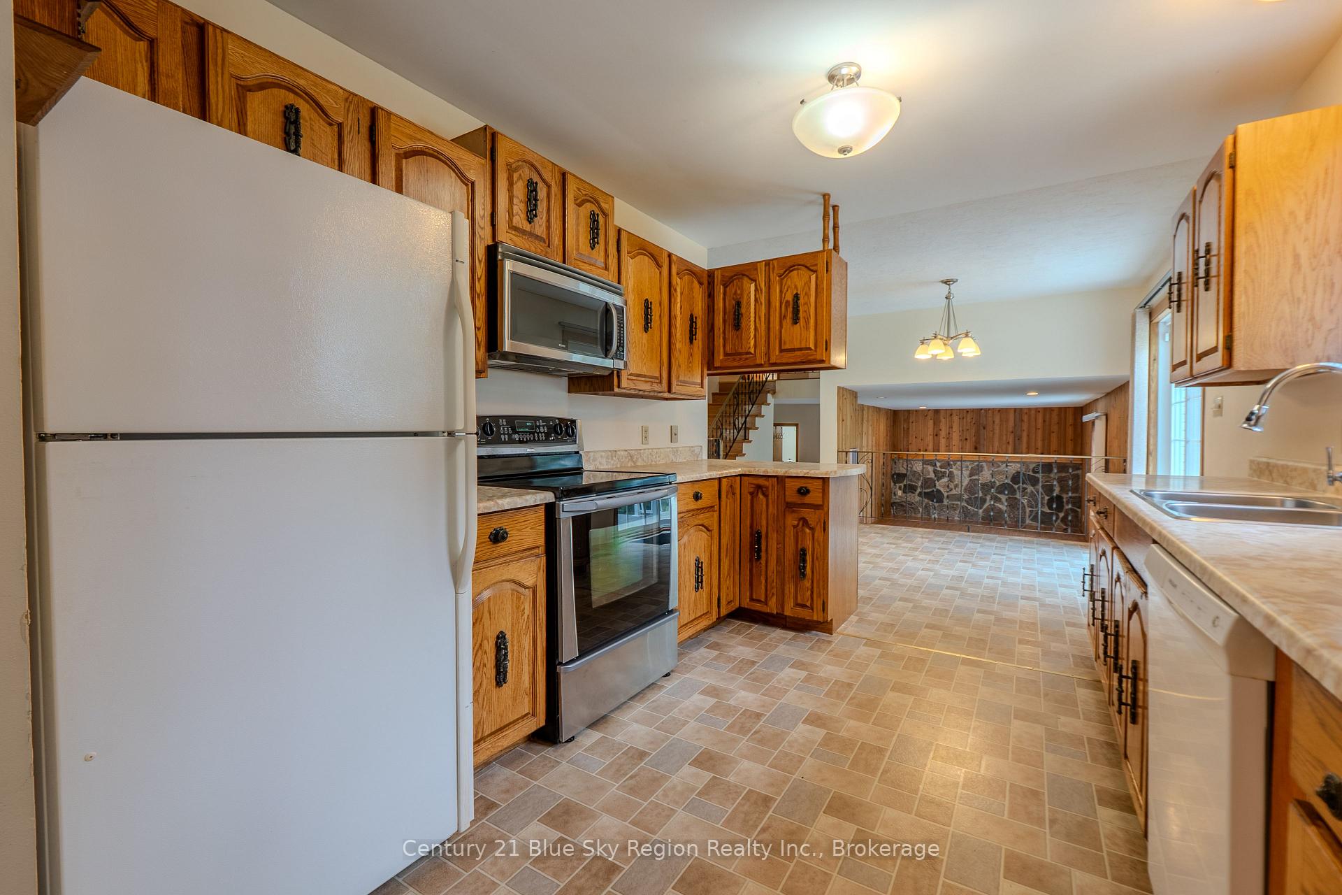 Photo 7 of 474 Marleau Road, West Nipissing, Sturgeon Falls — HOMEH