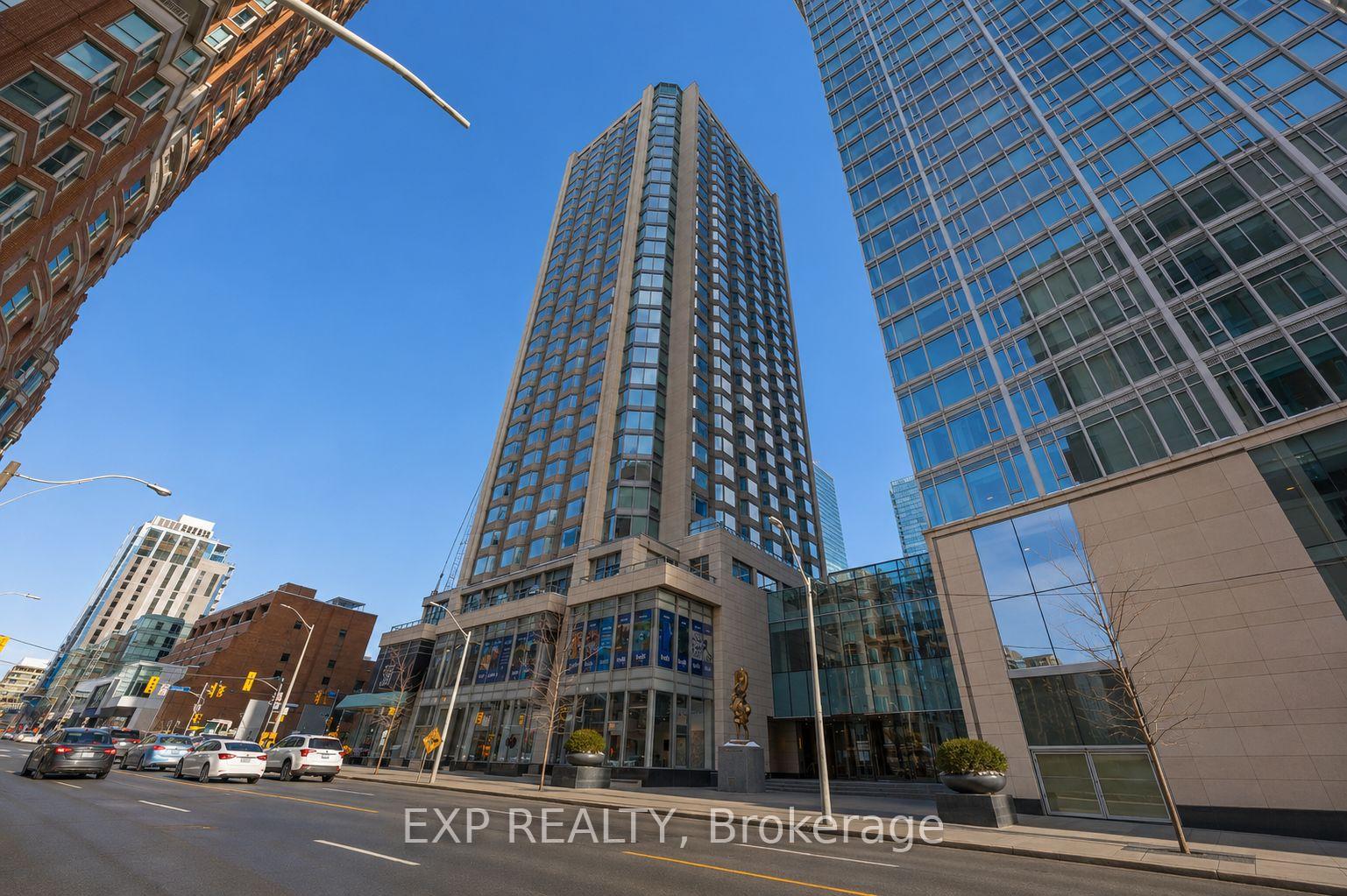 Front of Unit 1106, 155 Yorkville Avenue
