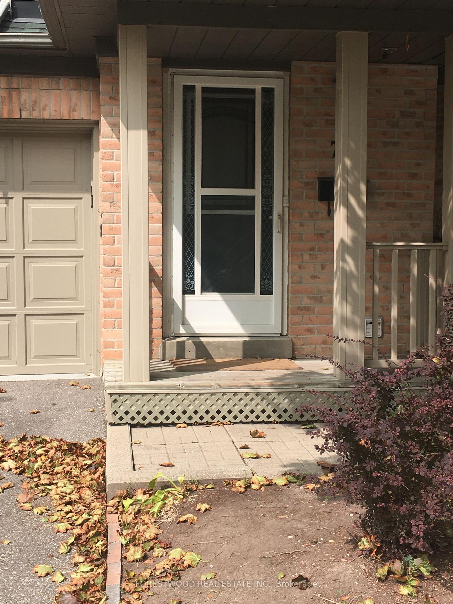 Photo 2 of Unit 70, 2945 Thomas Street, Mississauga, Central Erin Mills — HOMEH