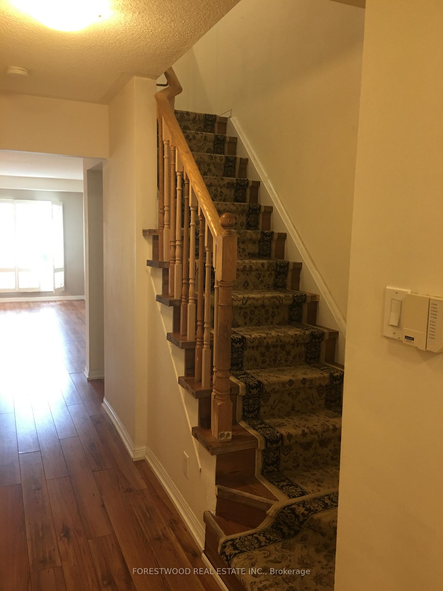 Photo 4 of Unit 70, 2945 Thomas Street, Mississauga, Central Erin Mills — HOMEH