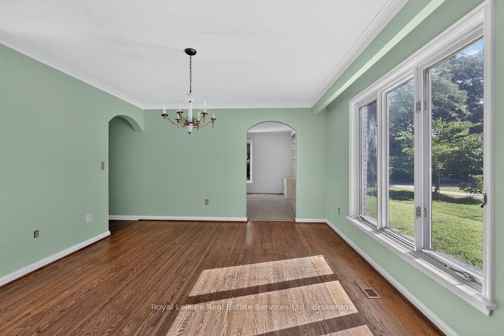 Photo 12 of 328 Dalewood Drive, Oakville, Morrison — HOMEH
