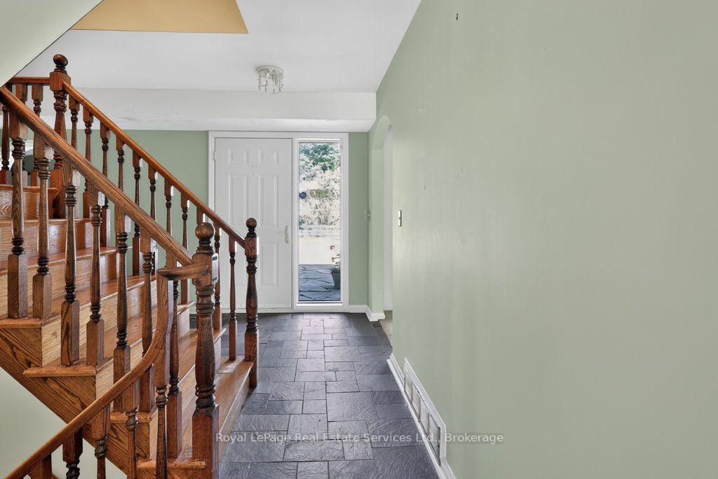 Photo 14 of 328 Dalewood Drive, Oakville, Morrison — HOMEH