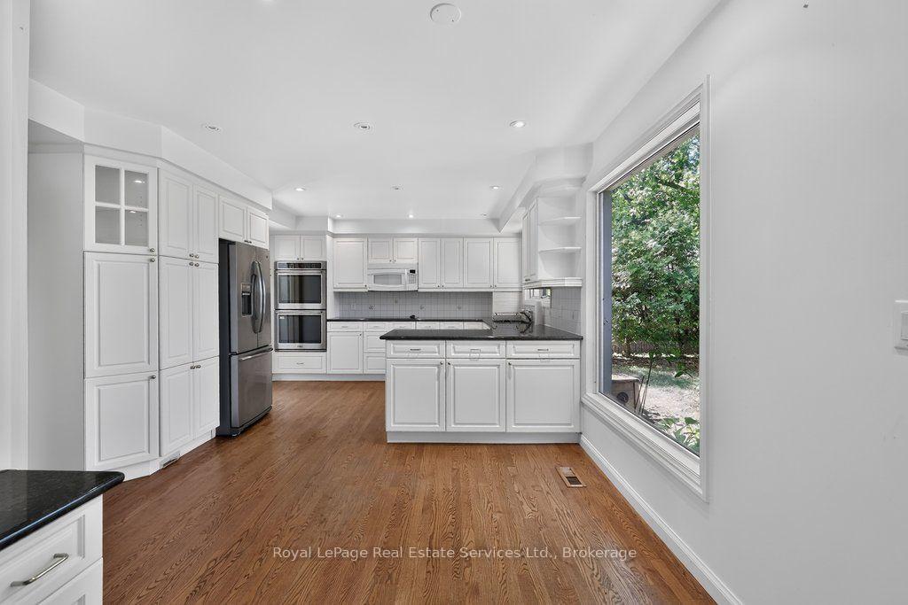Photo 16 of 328 Dalewood Drive, Oakville, Morrison — HOMEH