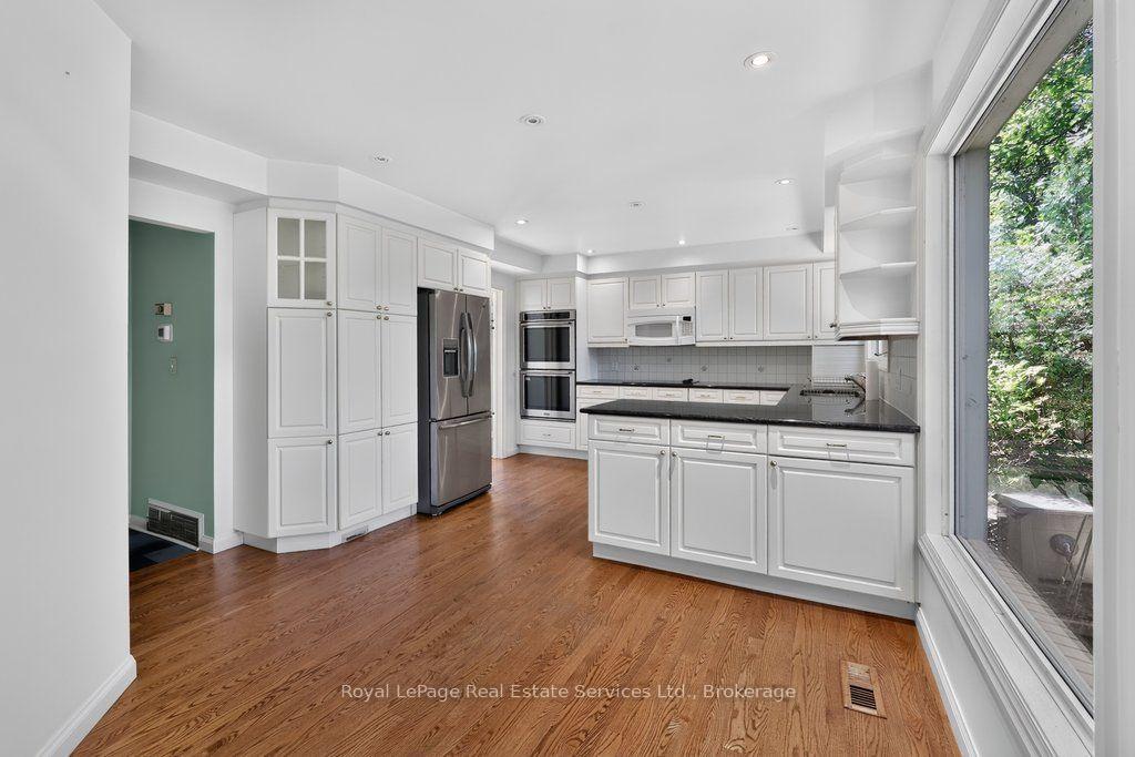 Photo 17 of 328 Dalewood Drive, Oakville, Morrison — HOMEH