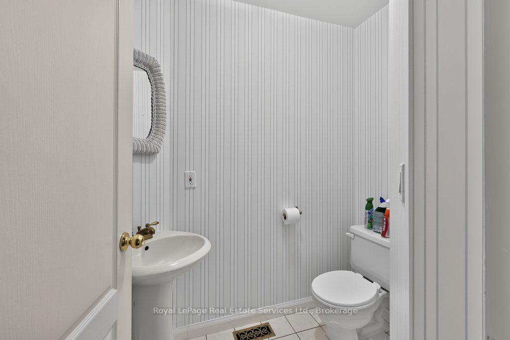 Photo 18 of 328 Dalewood Drive, Oakville, Morrison — HOMEH