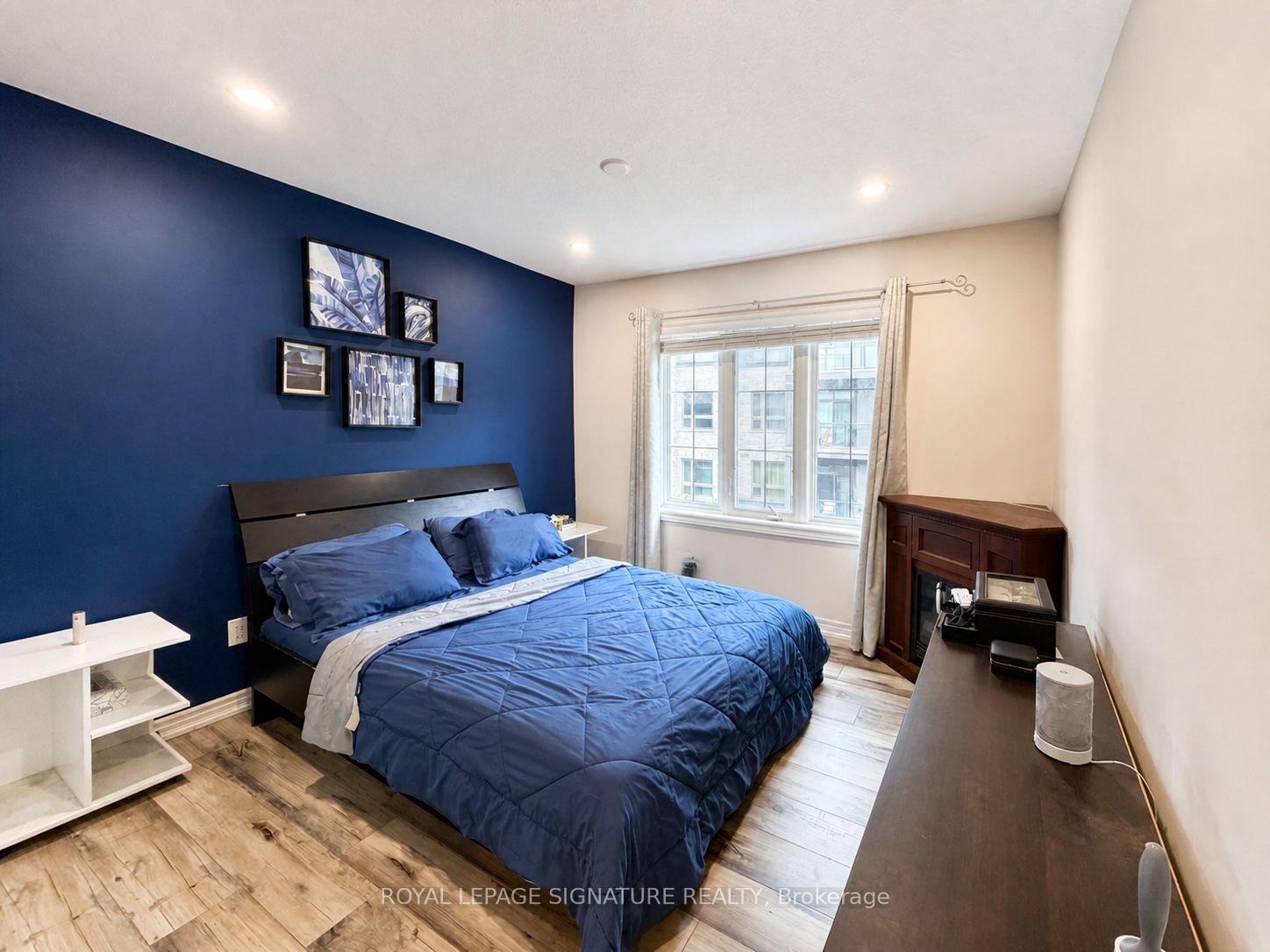Photo 9 of 44 Southshore Crescent, Hamilton, Lakeshore — HOMEH