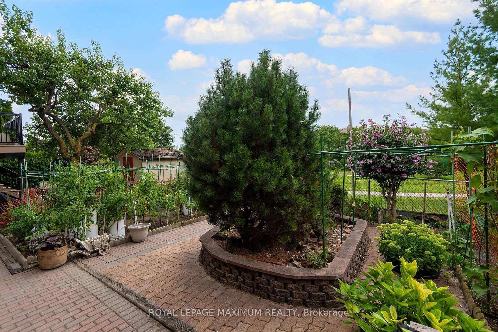 Photo 35 of 53 Aberdeen Avenue, Vaughan, East Woodbridge — HOMEH