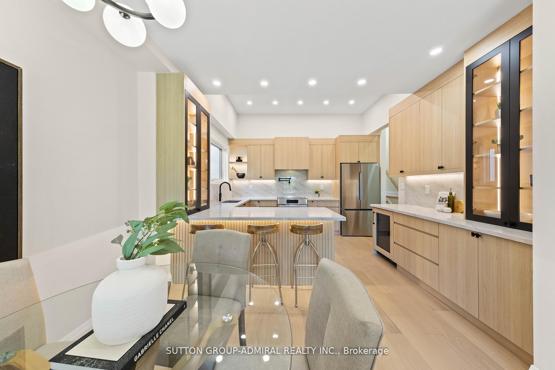 Photo 14 of 35 Beechwood Drive, Toronto, Broadview North — HOMEH