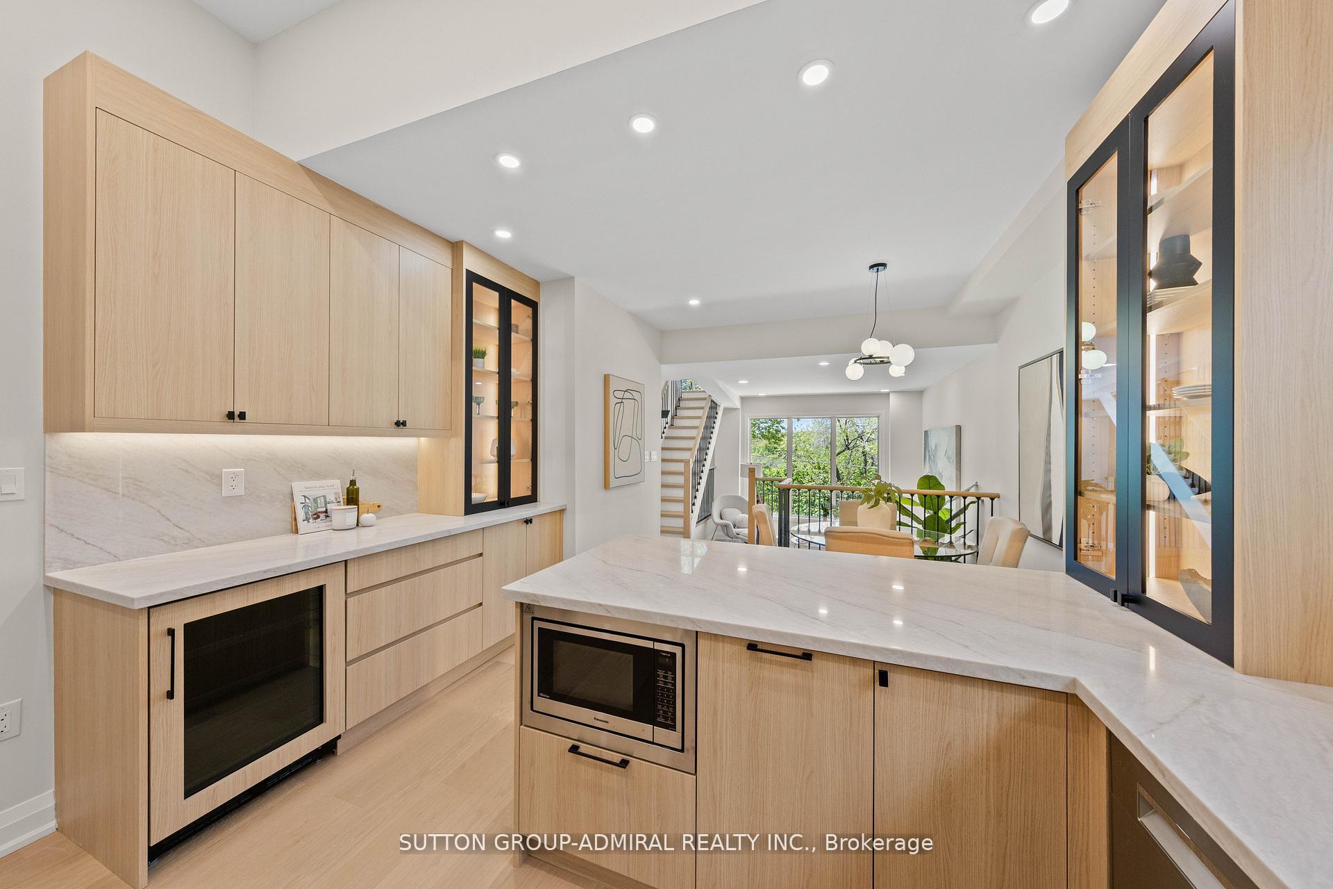 Photo 18 of 35 Beechwood Drive, Toronto, Broadview North — HOMEH