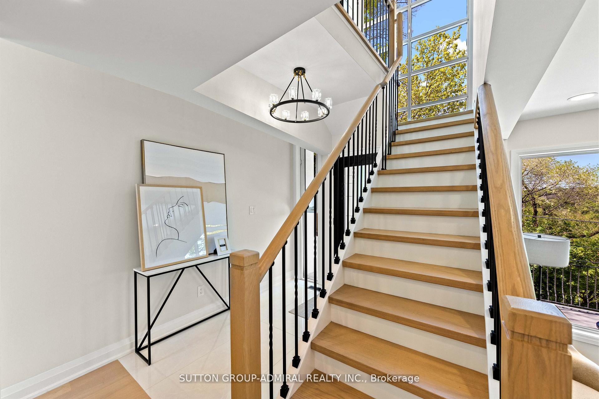 Photo 23 of 35 Beechwood Drive, Toronto, Broadview North — HOMEH
