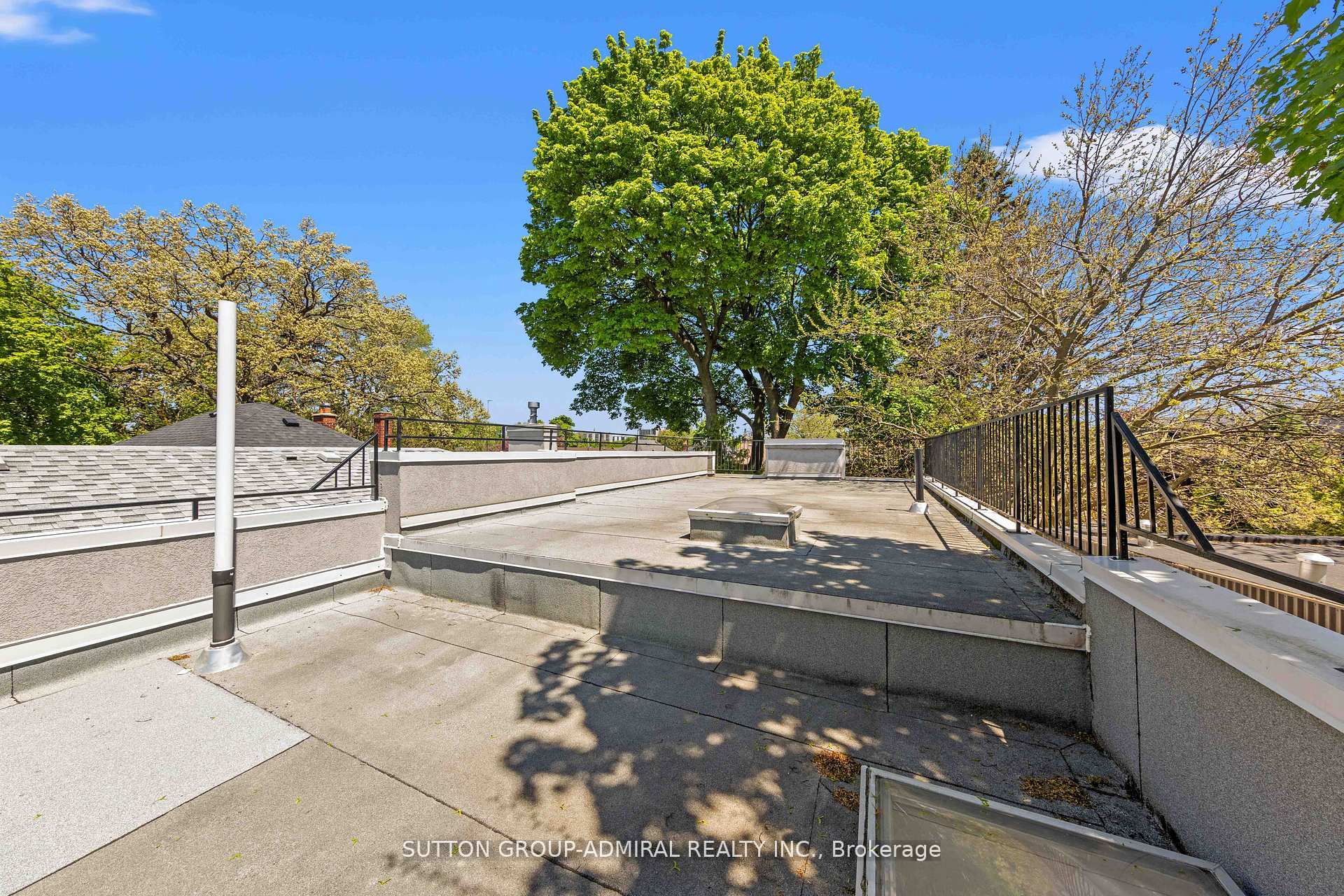 Photo 37 of 35 Beechwood Drive, Toronto, Broadview North — HOMEH