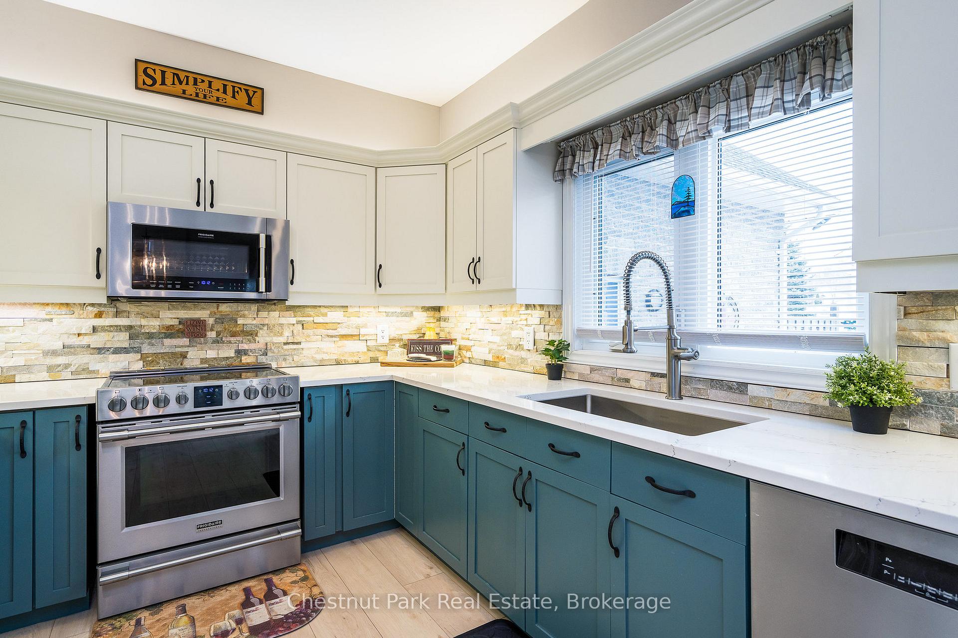 Photo 13 of 28 Boyd Crescent, Oro-Medonte, Moonstone — HOMEH