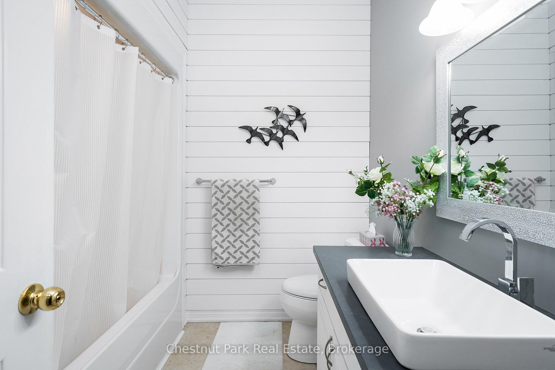 Photo 14 of 28 Boyd Crescent, Oro-Medonte, Moonstone — HOMEH