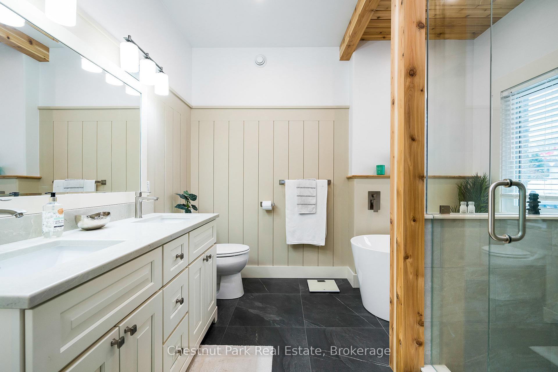Photo 17 of 28 Boyd Crescent, Oro-Medonte, Moonstone — HOMEH