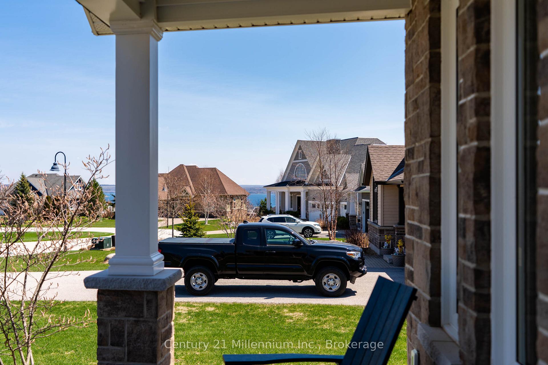 Photo 5 of 401 Algoma Crescent, Georgian Bluffs — HOMEH