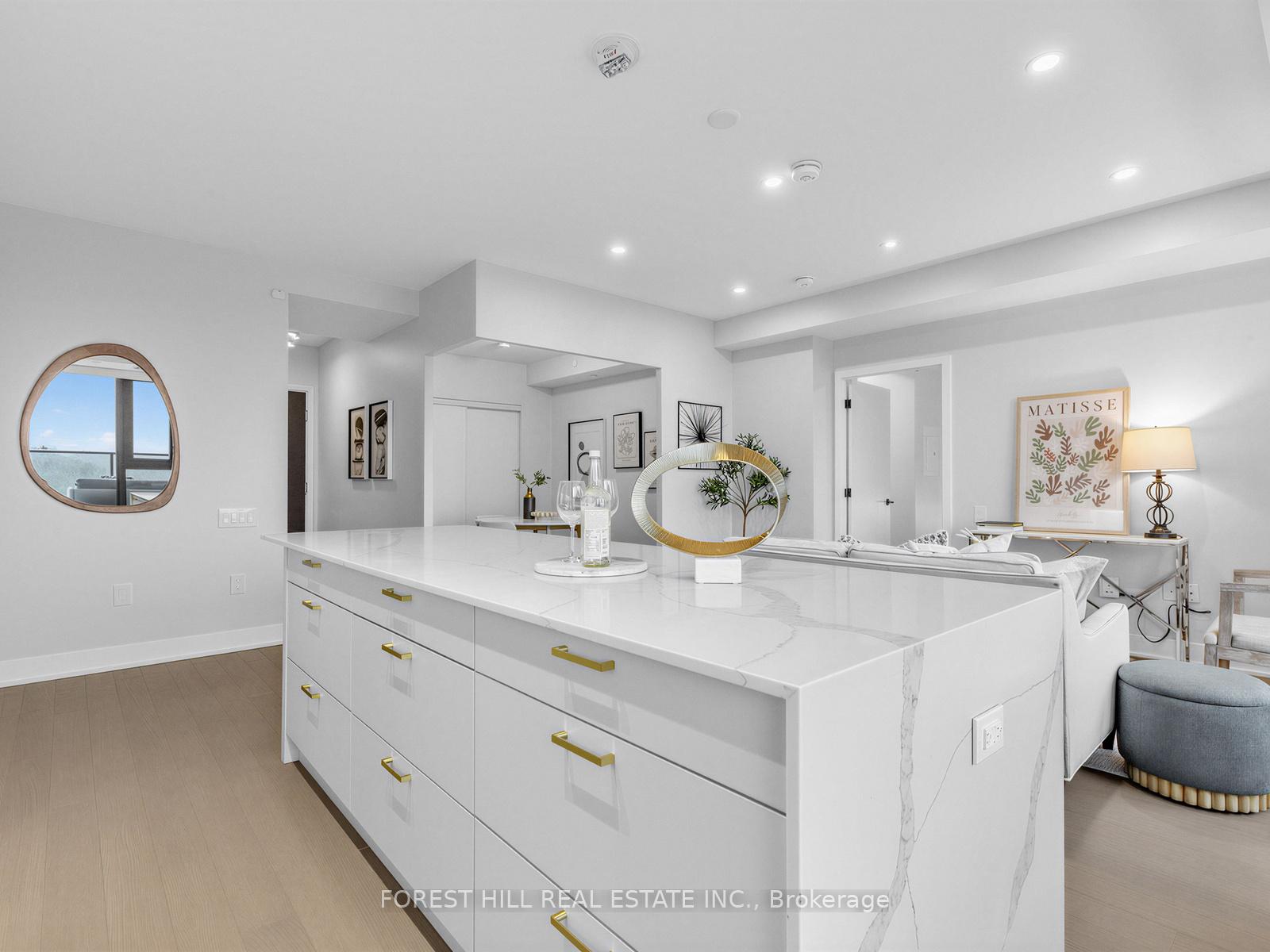 Photo 8 of Unit 810, 250 Lawrence Avenue W, Toronto, Lawrence Park North — HOMEH