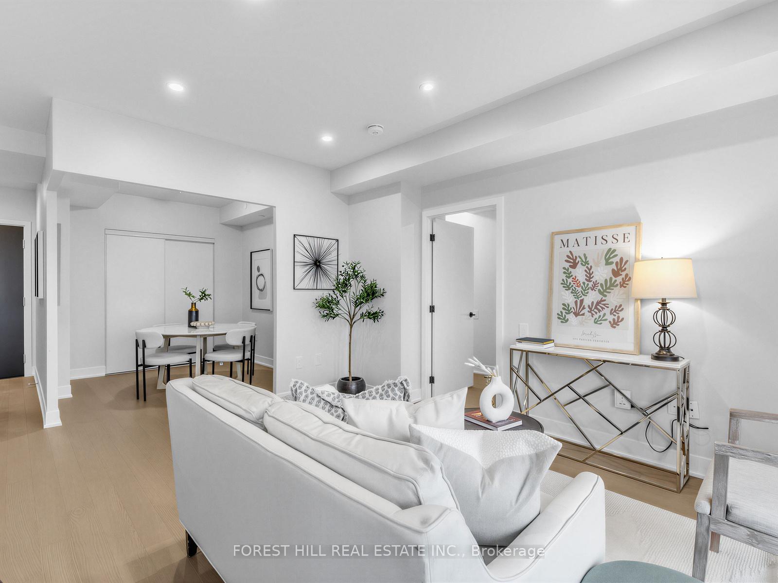 Photo 10 of Unit 810, 250 Lawrence Avenue W, Toronto, Lawrence Park North — HOMEH