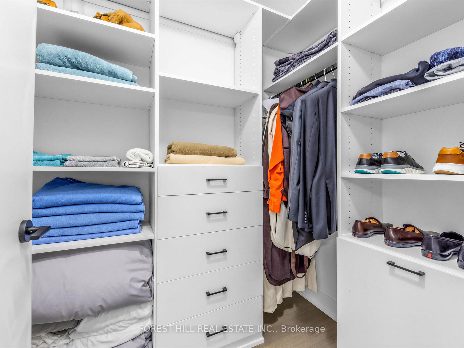 Photo 19 of Unit 810, 250 Lawrence Avenue W, Toronto, Lawrence Park North — HOMEH