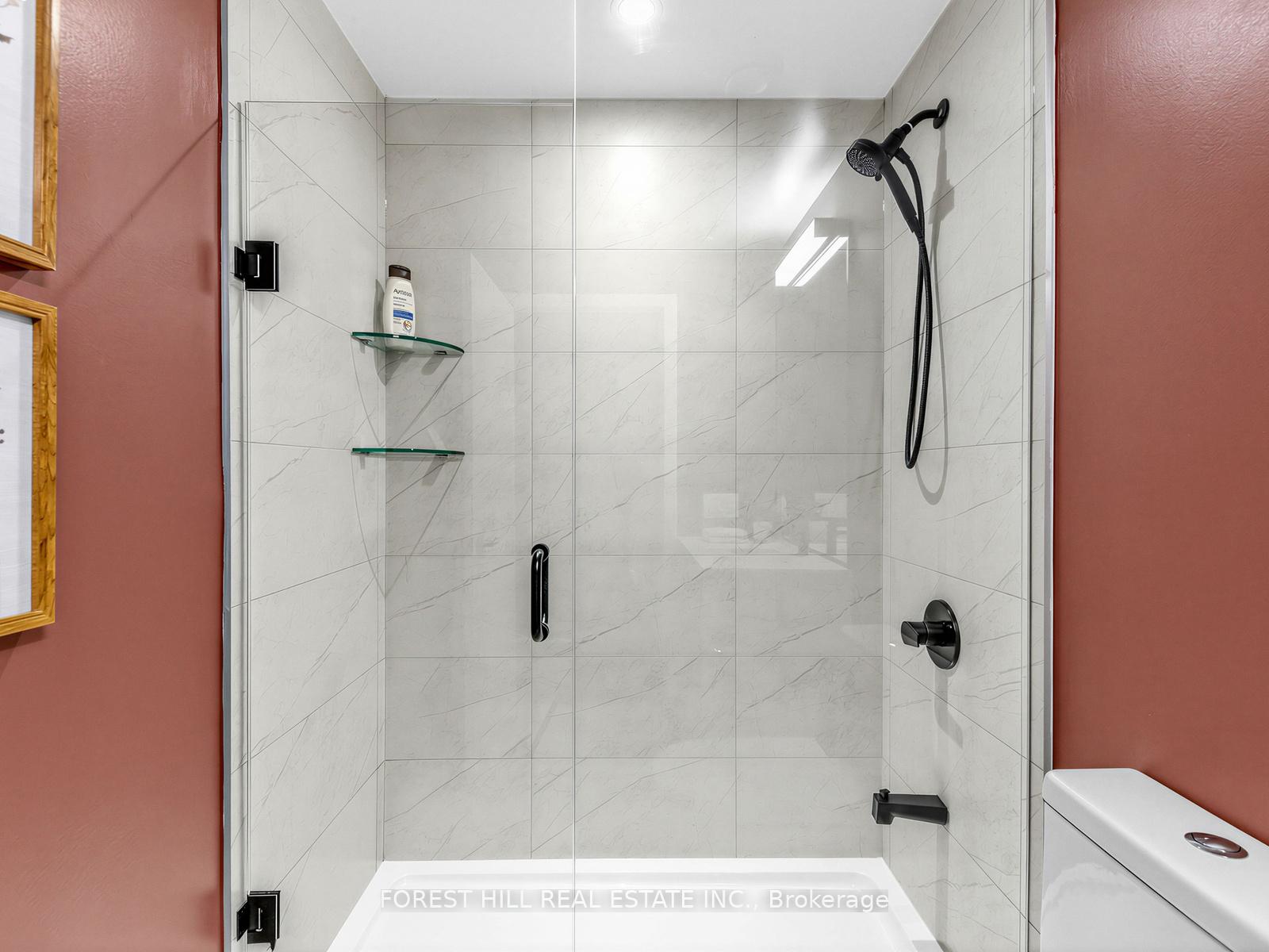 Photo 26 of Unit 810, 250 Lawrence Avenue W, Toronto, Lawrence Park North — HOMEH