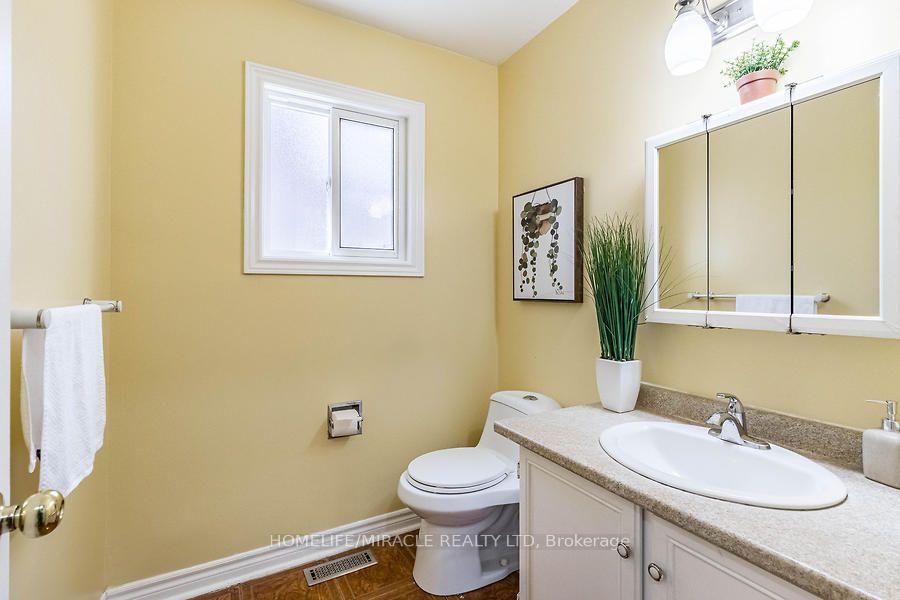 Photo 21 of 21 Tralee Street, Brampton, Heart Lake West — HOMEH