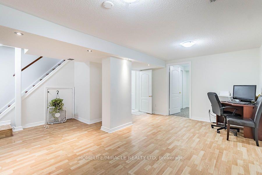 Photo 40 of 21 Tralee Street, Brampton, Heart Lake West — HOMEH