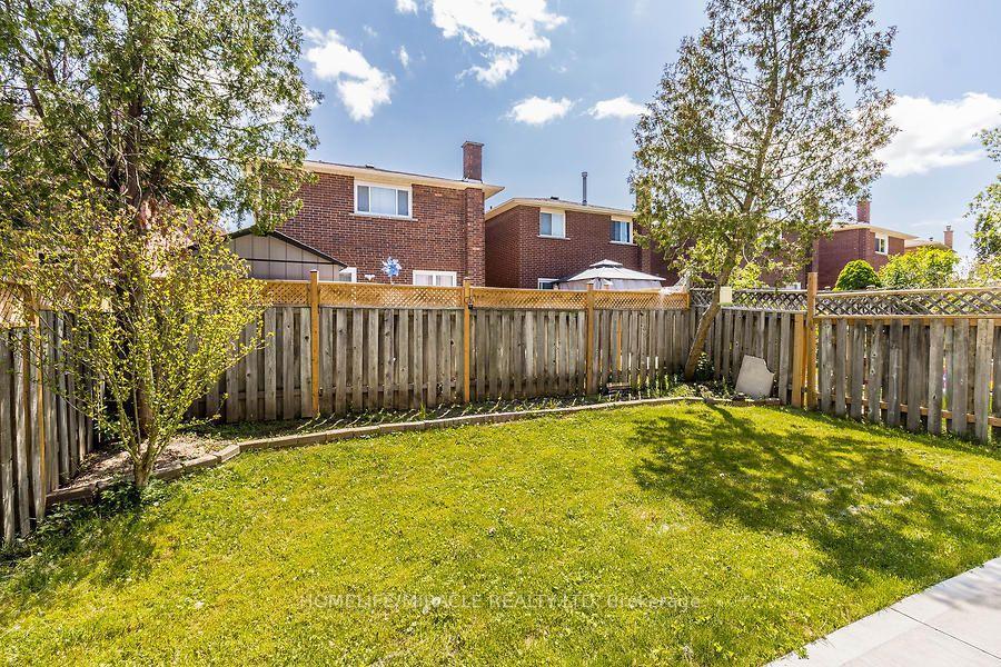 Photo 47 of 21 Tralee Street, Brampton, Heart Lake West — HOMEH