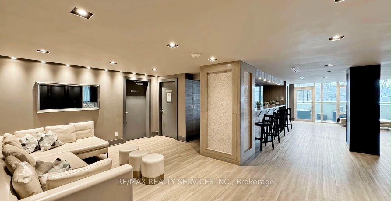 Photo 9 of Unit 1004, 1638 Bloor Street W, Toronto, High Park North — HOMEH