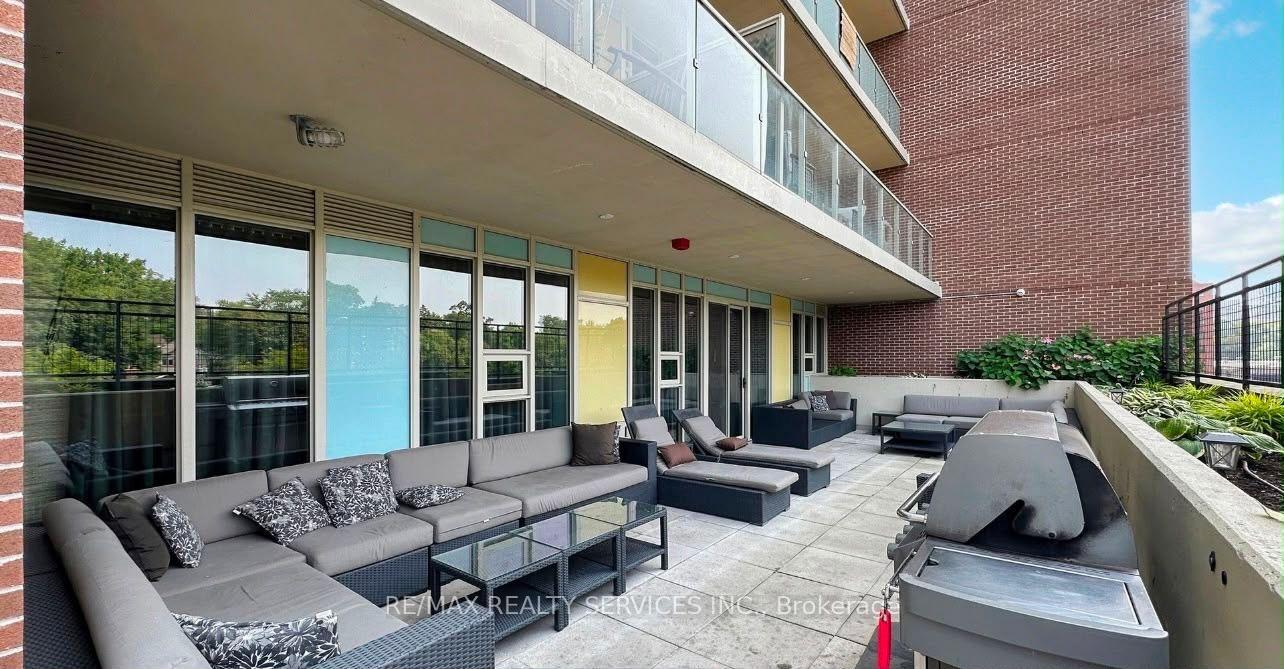 Photo 12 of Unit 1004, 1638 Bloor Street W, Toronto, High Park North — HOMEH