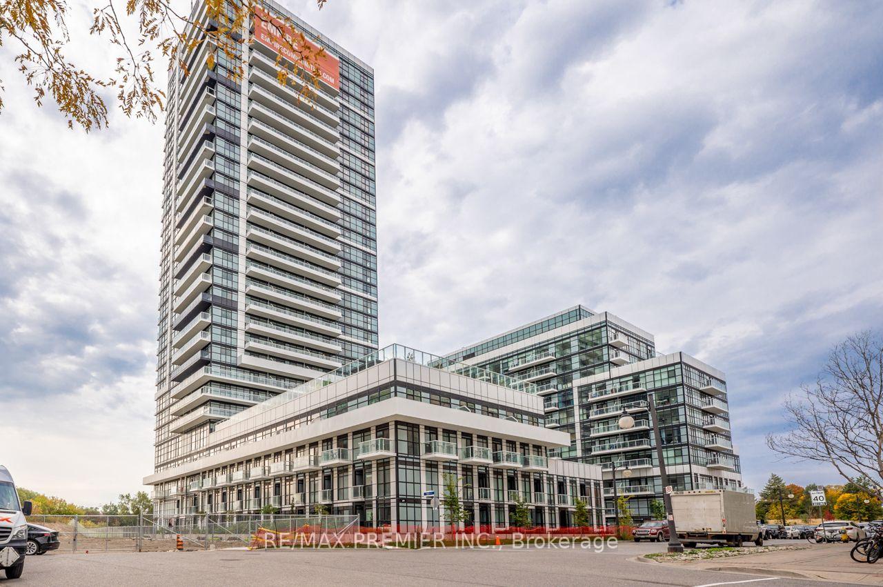 Front of Unit 606, 251 Manitoba Street