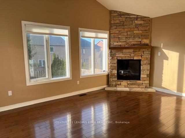 Photo 7 of 180 Stone Road, Aurora, Aurora Grove — HOMEH