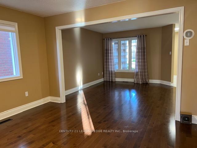 Photo 22 of 180 Stone Road, Aurora, Aurora Grove — HOMEH