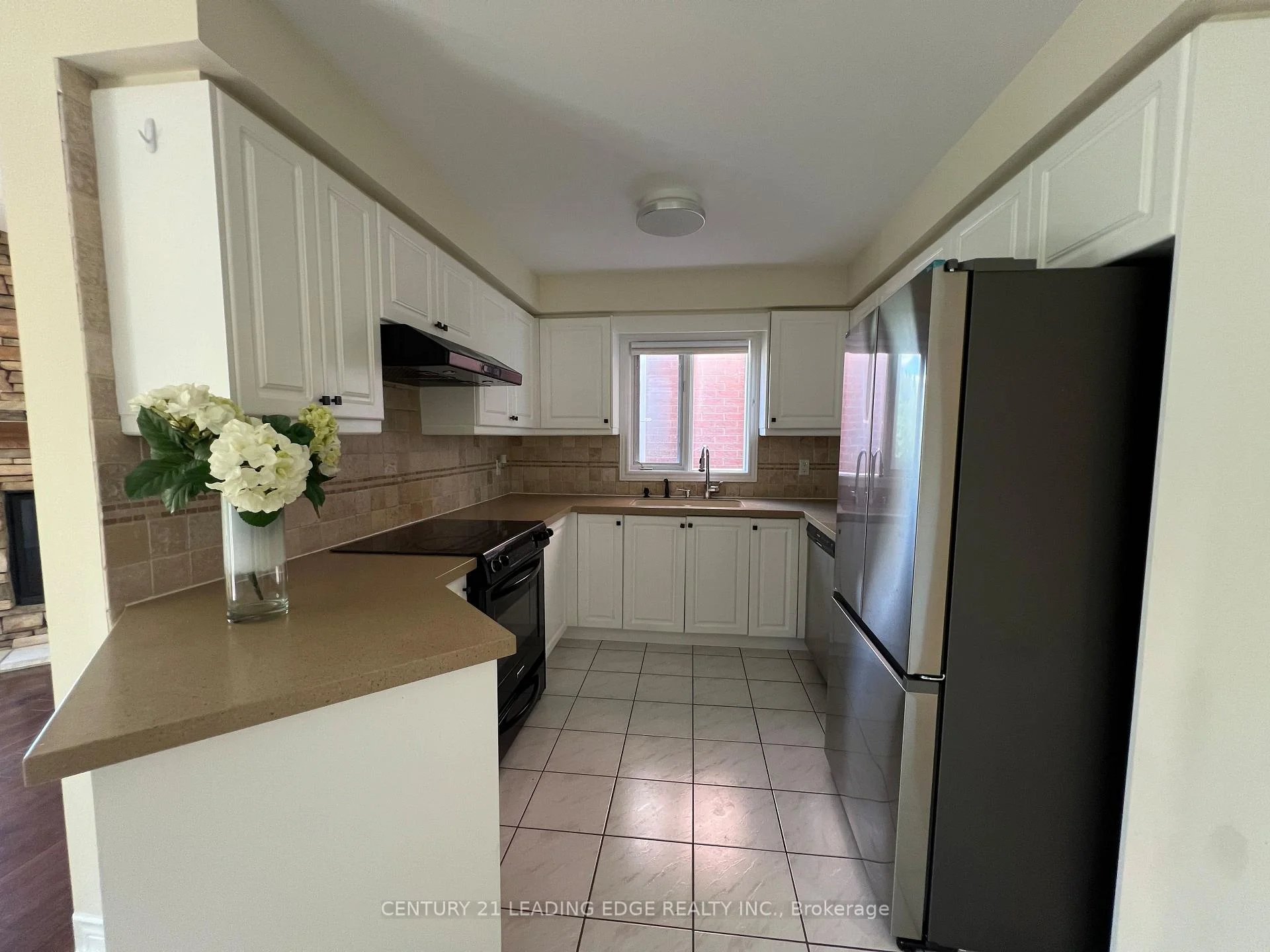 Photo 18 of 180 Stone Road, Aurora, Aurora Grove — HOMEH